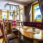 Almhof Bed and breakfast Ischgl